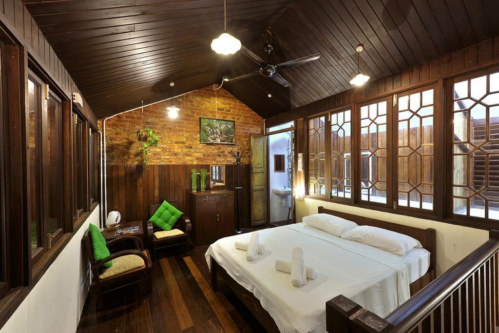Silver Shine Guesthouse Джорджтаун Экстерьер фото
